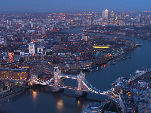 London bridge skyline at night