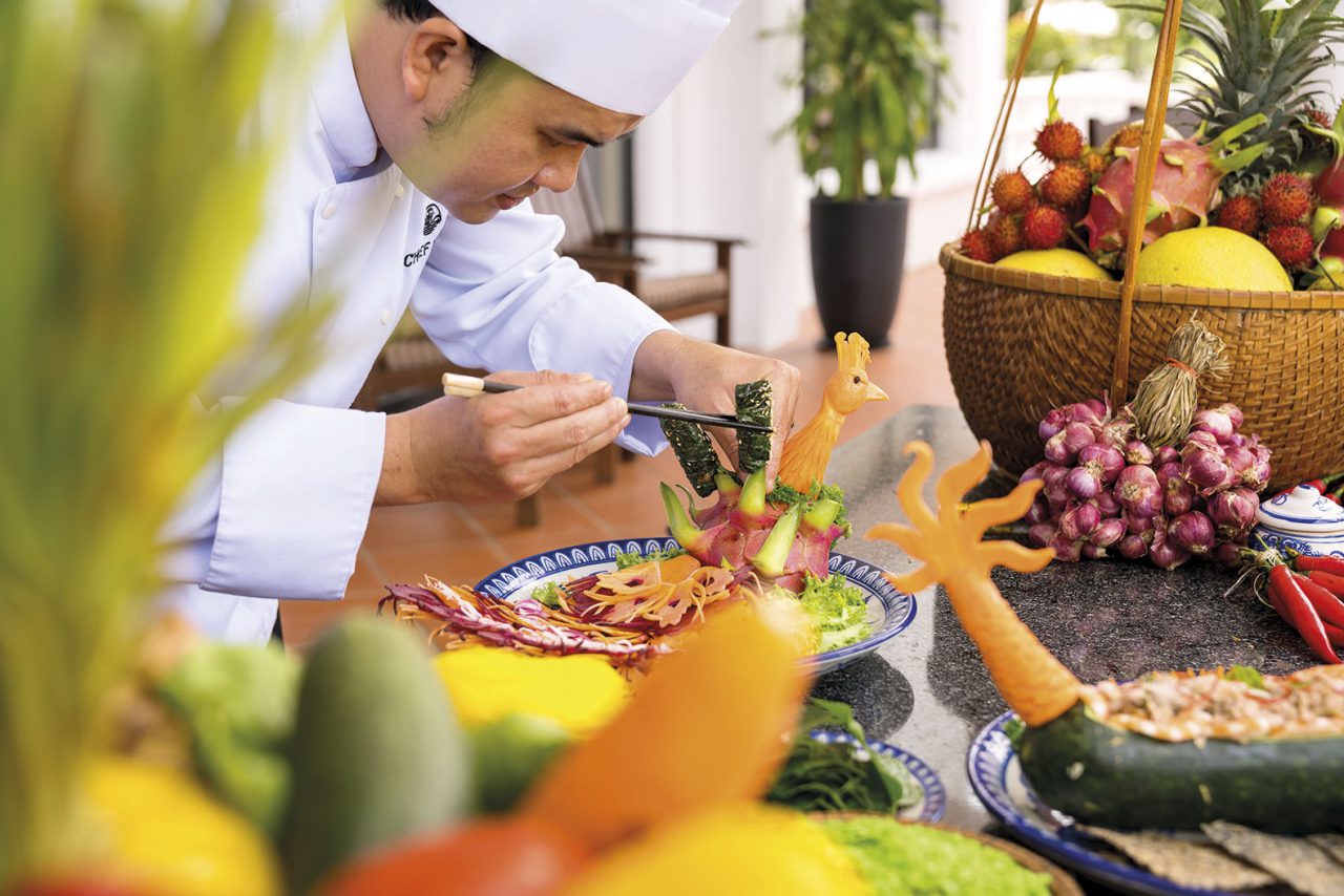 la-residence-food-carving
