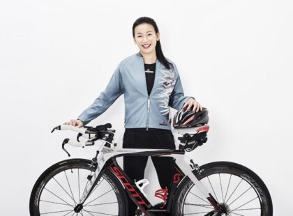 Kristal tay cabin crew