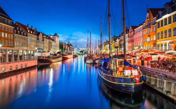 nyhavn night