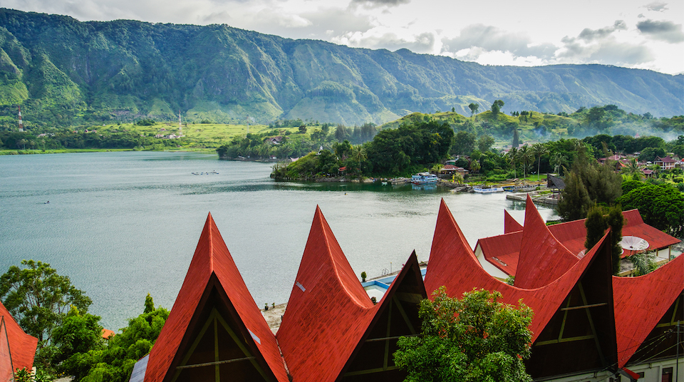 Lake Toba medan silkwinds