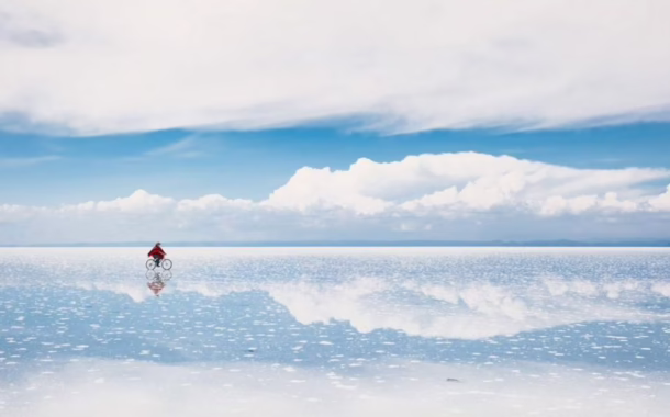 salt pans at salar de uyuni