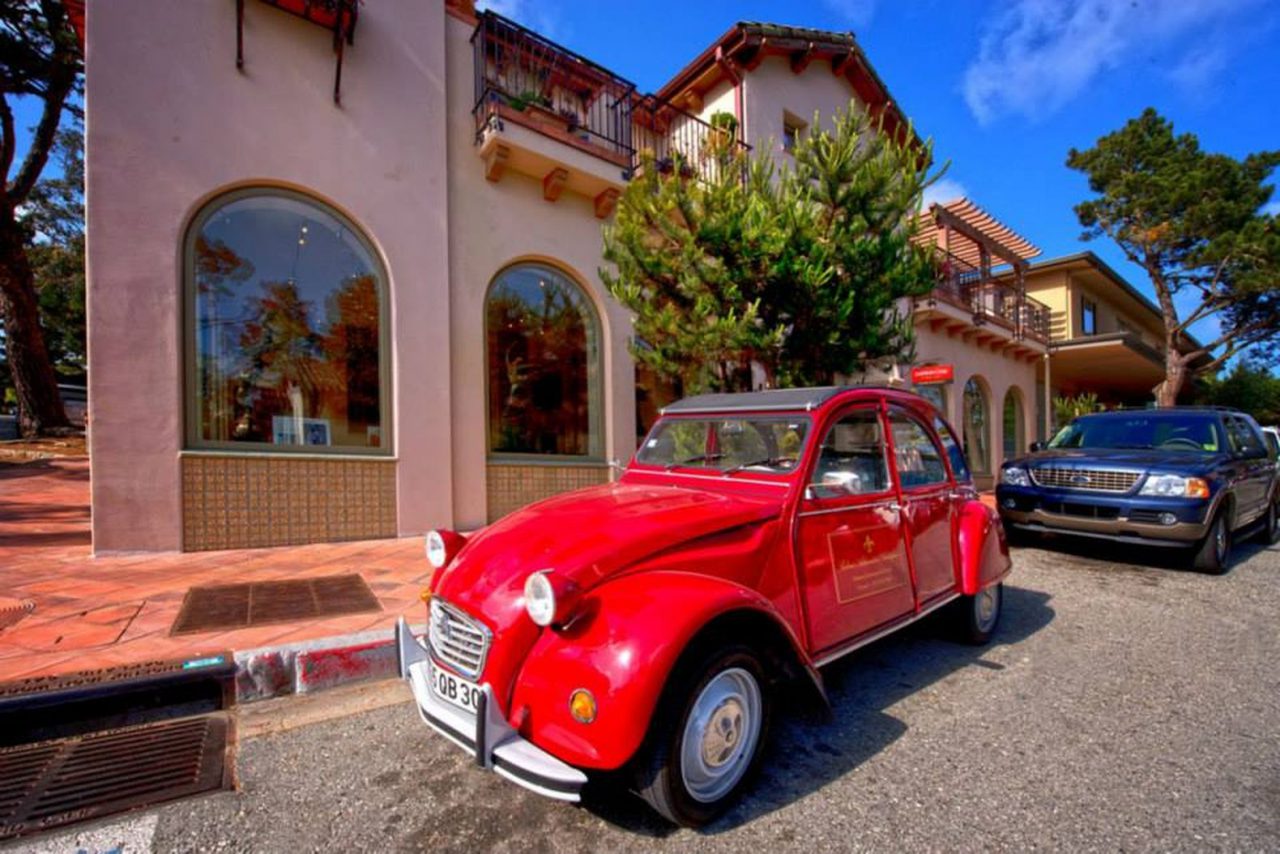 carmel by-the-sea vintage car