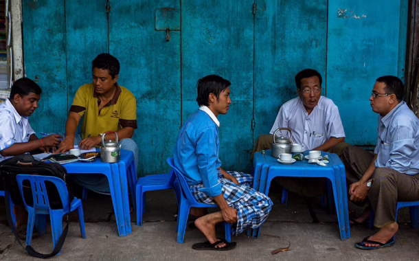 teahouse yangon silkwinds