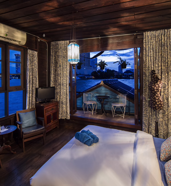 Loy La Long Hotel
