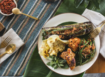 Nasi Bakar Komplit at Kaum