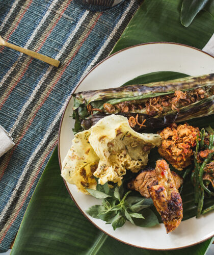 Nasi Bakar Komplit at Kaum