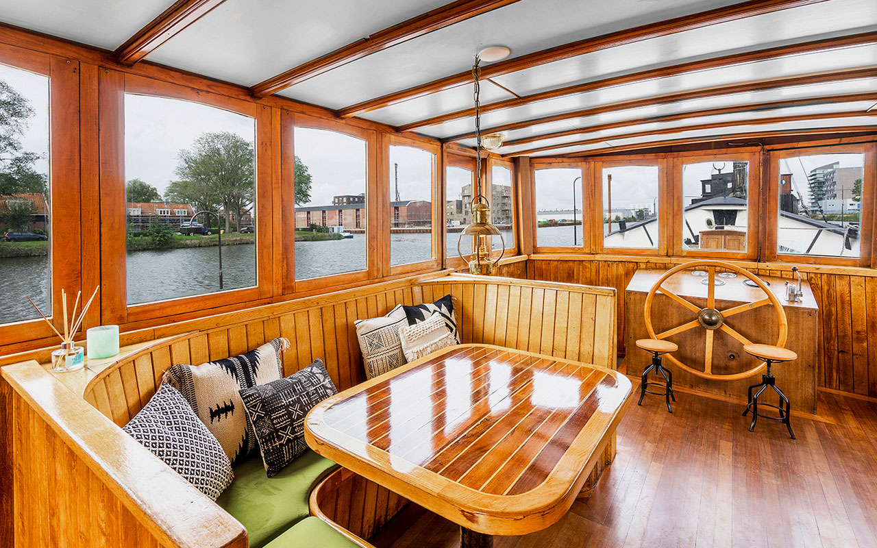 Hotel Asile Flottant