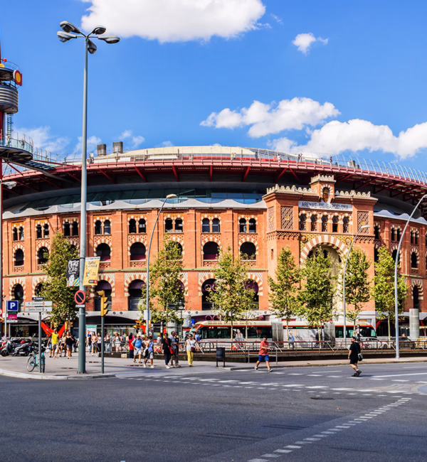 Las Arenas (Photo: Kiev.Victor / Shutterstock.com)