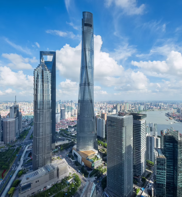 Shanghai Tower (Photo: Pavel L Photo and Video / Shutterstock.com)
