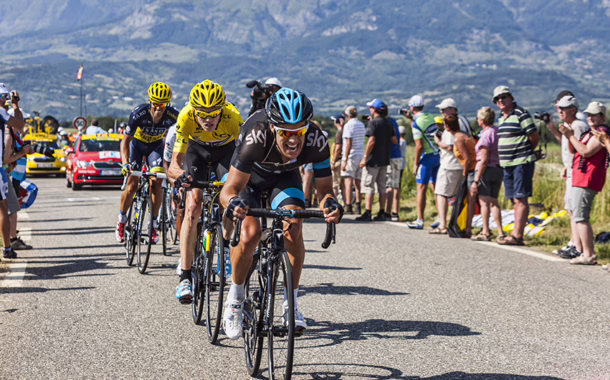 Tour de France (Photo: Radu Razvan / Shutterstock.com)