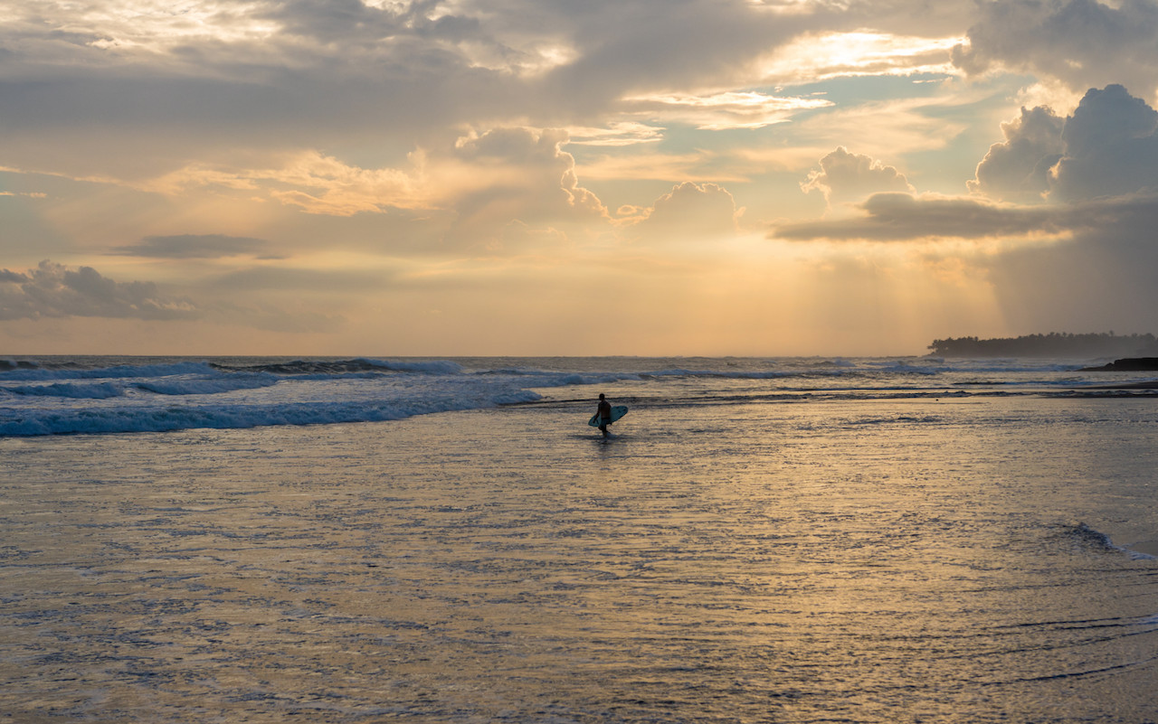 The Chillhouse surfing school