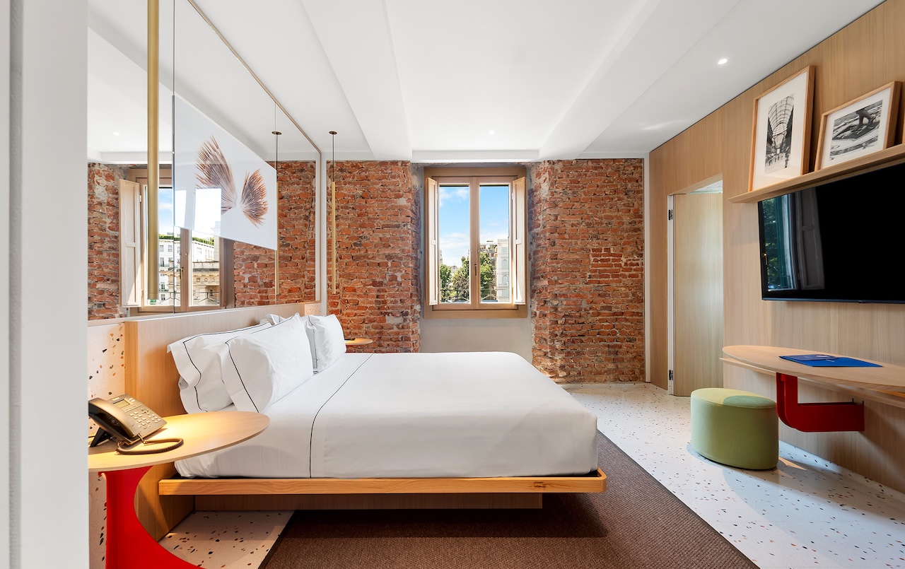 Milu Milano Milan Silverkris