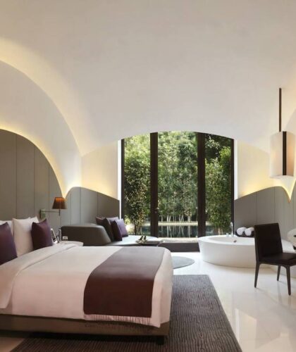 Roseate Delhi SilverKris City Guide