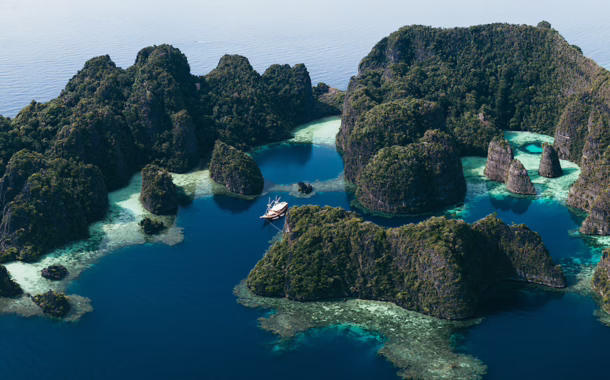 yachting in asia feature image