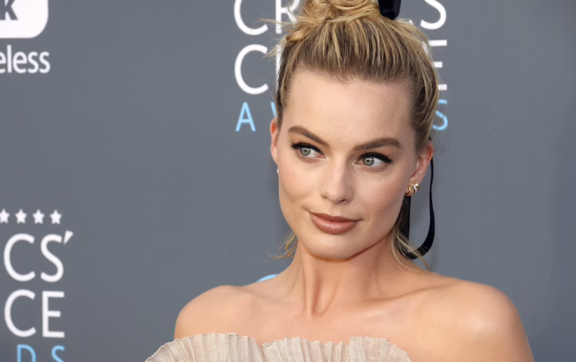 Margot Robbie at the 2018 Critics' Choice Awards