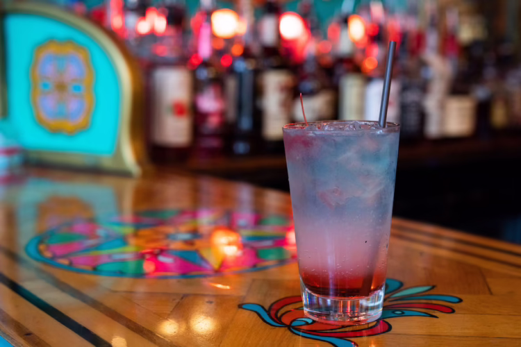 unicorn-bar-seattle-silverkris city guide