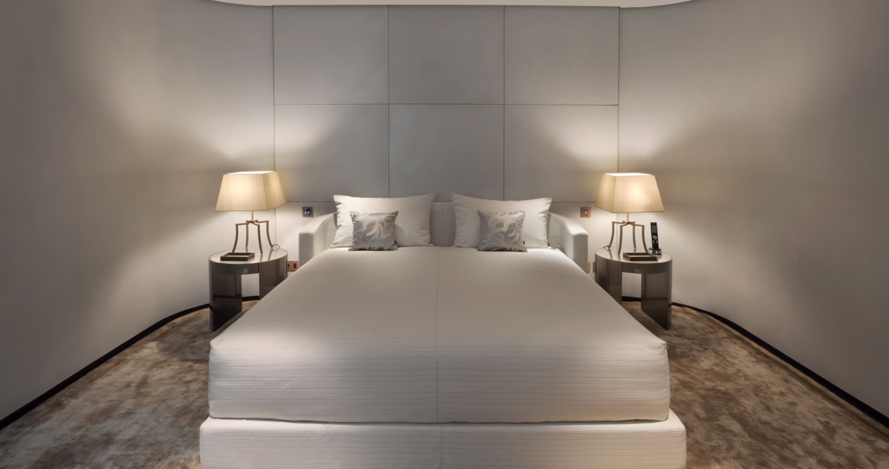 Armani Hotel Milano Executive Suite bedroom