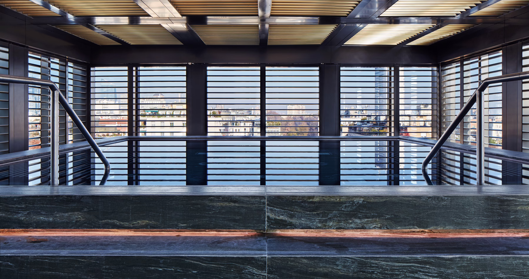 Armani Hotel Milano spa pool