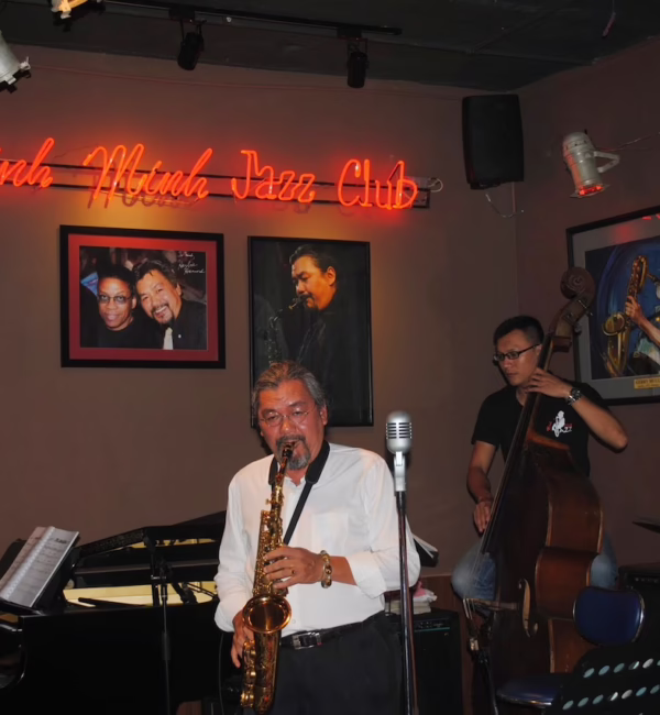 Binh Minh Jazz Club Hanoi SilverKris