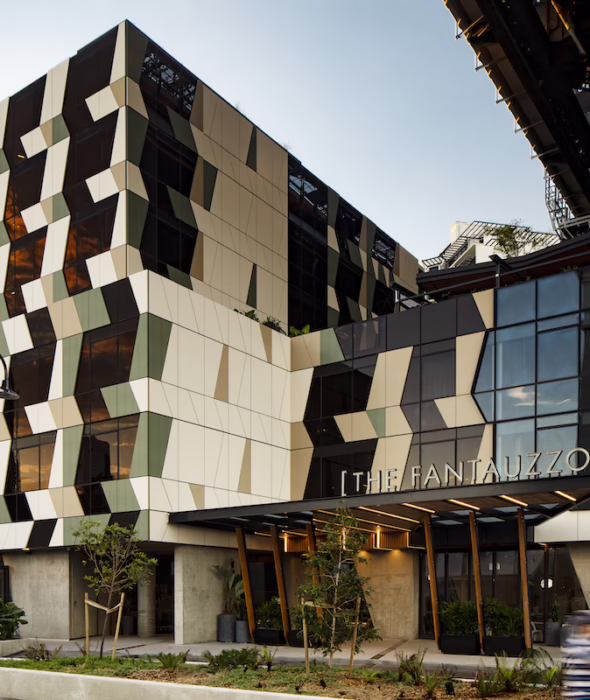 The Fantauzzo, Brisbane, Australia Silkwinds