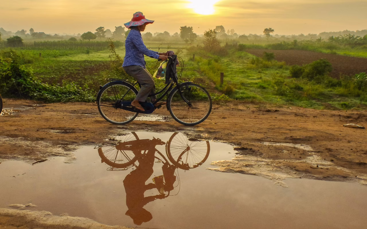 Koh Oknha Tei villager phnom pnom silkwinds