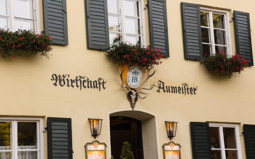 Aumeister’s entrance