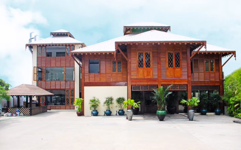 Shan Yoe Yar Yangon SilverKris