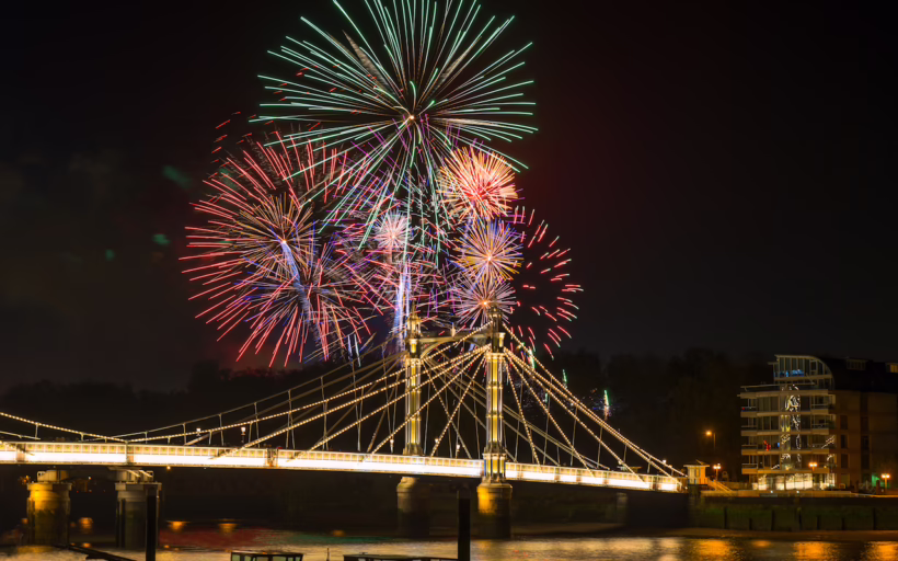 The SQ, Bonfire Night