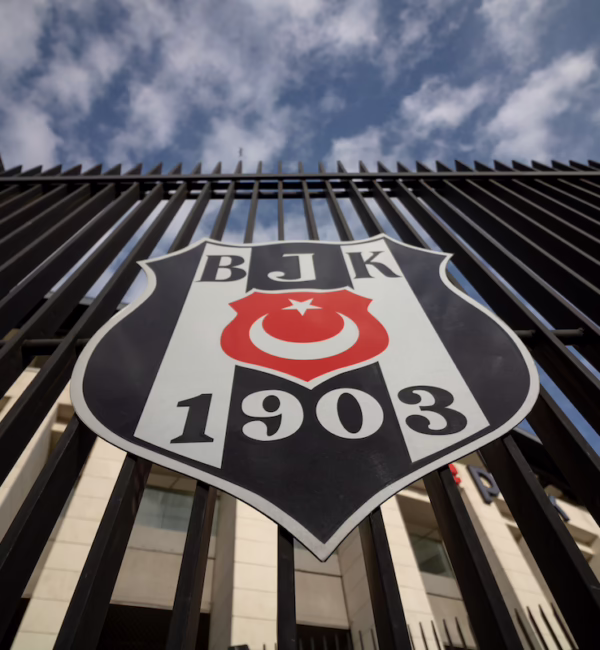 besiktas football club crest