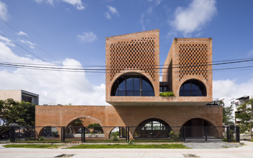 HCMC Architecture feature