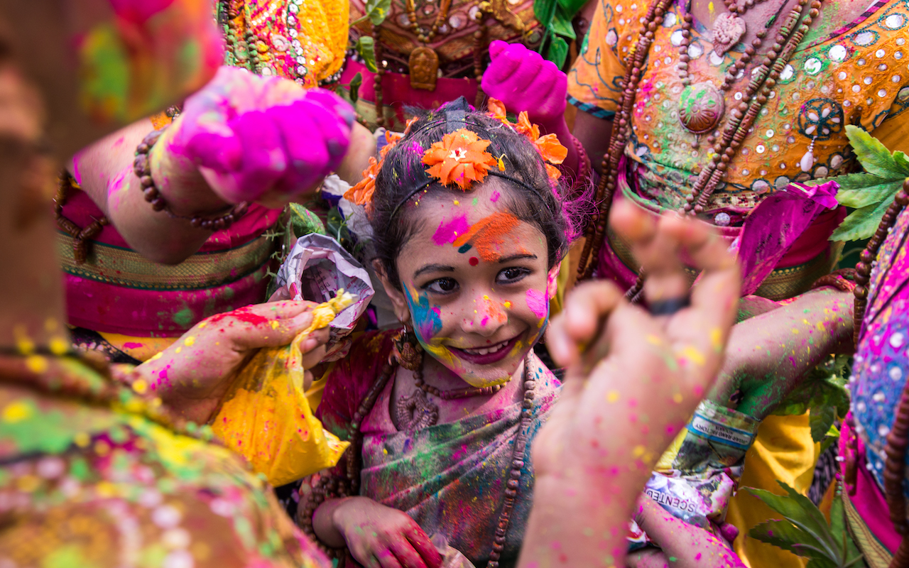 Holi Kolkata