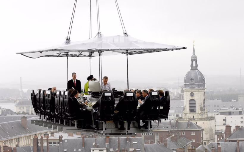 Dinner in the Sky