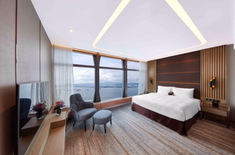 one-eight-one luxurious hotel