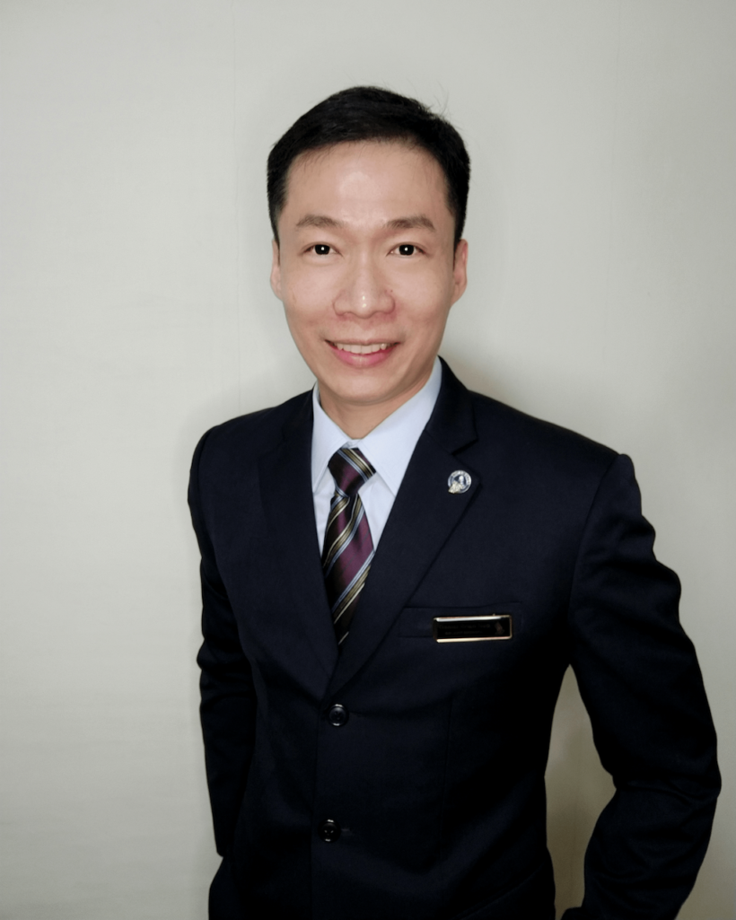 Daniel Brian Neo cabin crew SIA