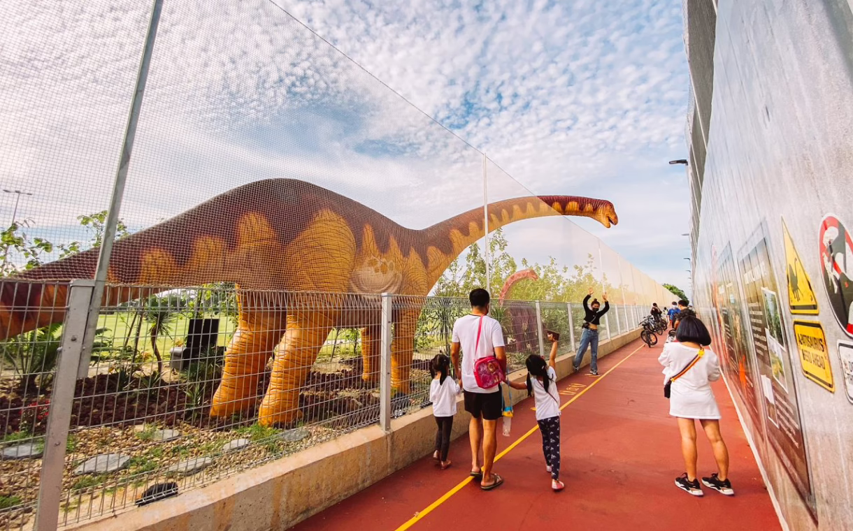 Dinosaur at Jurassic Mile