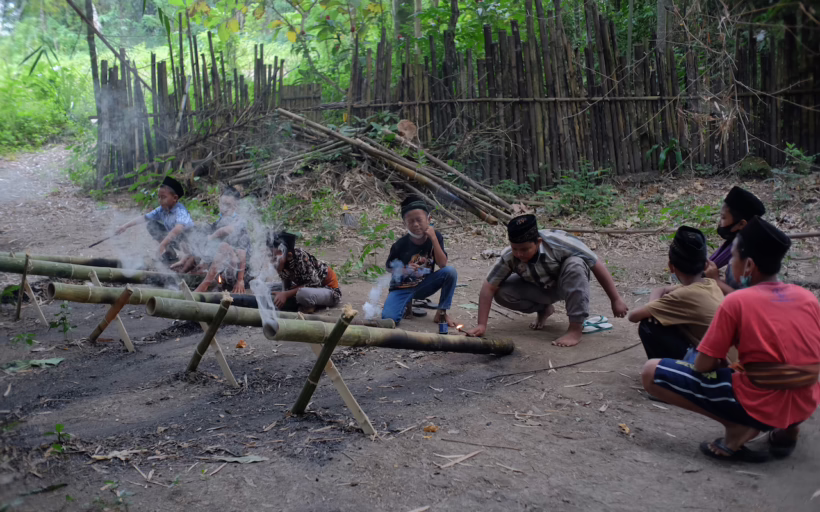 Meriam buluh bamboo cannon