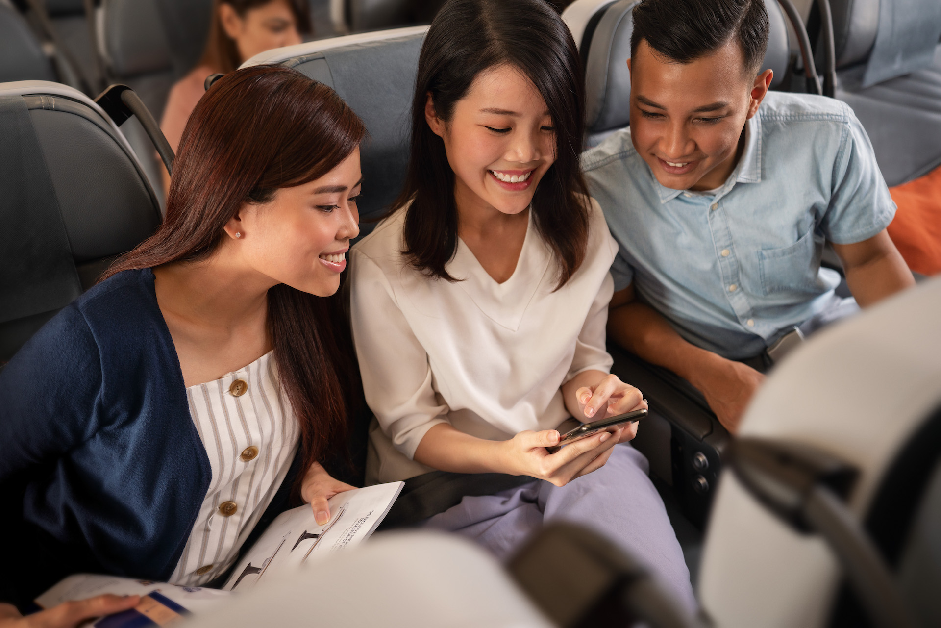 Fly Friend Stay connected with unlimited complimentary Wi-Fi – now on all SIA ...