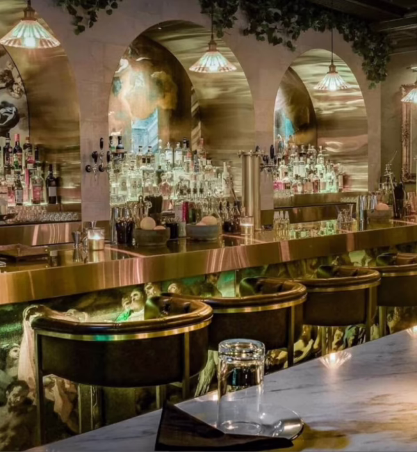 Hidden bars and restaurants in Hong Kong