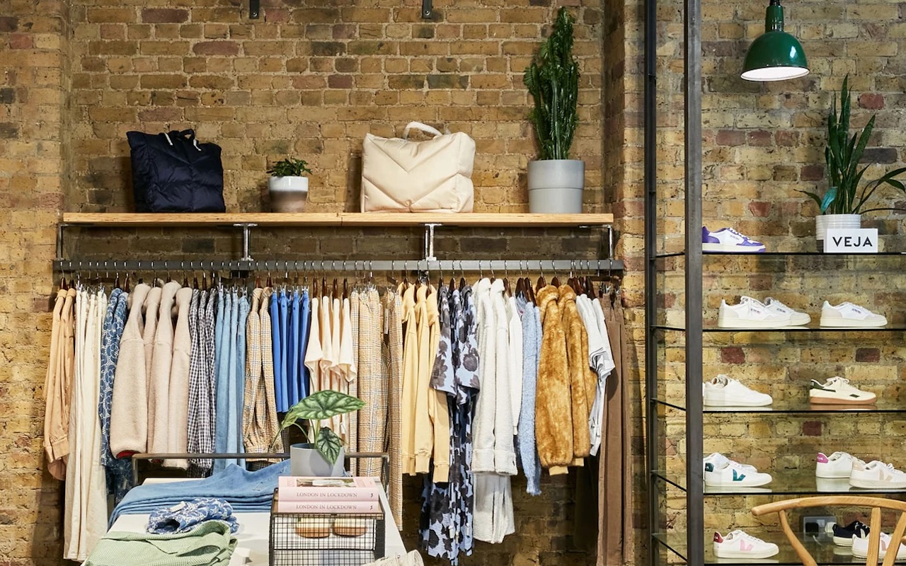 AIDASTORE silverkris london city guide