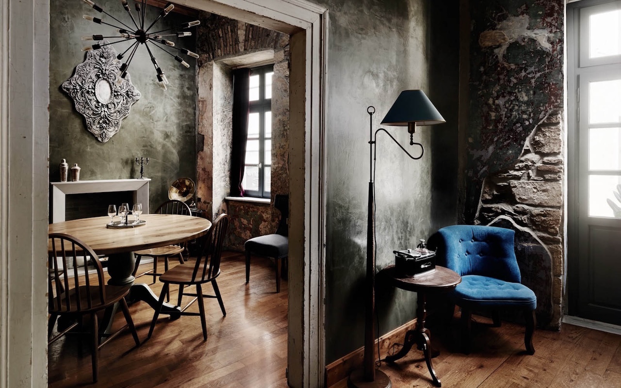 The Clumsies 2 Athens City Guide Silverkris