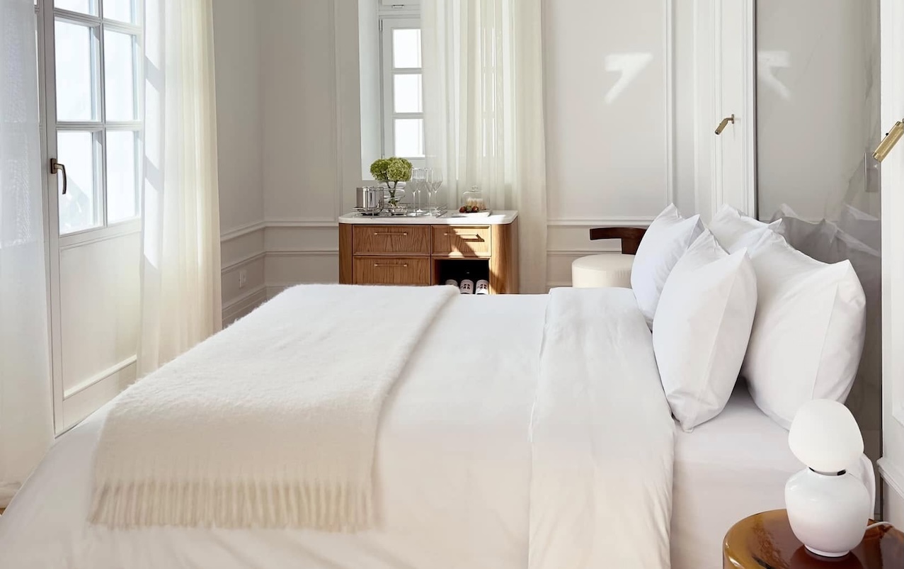 The Dolli Athens City Guide SilverKris