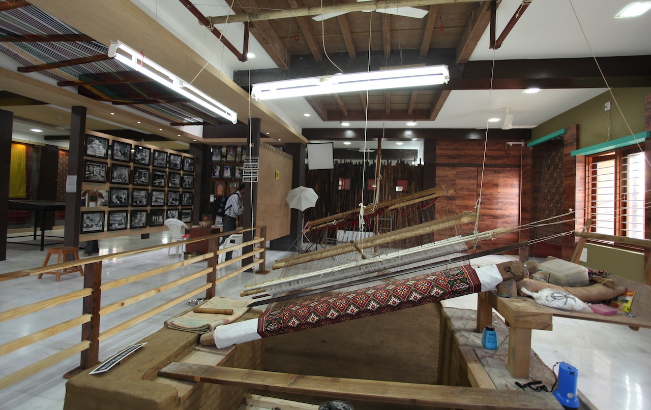 Patola Sarees Ahmedabad Silverkris old loom