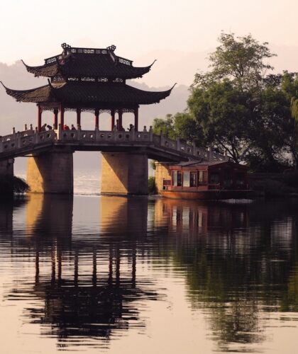 west lake hangzhou silverkris feature