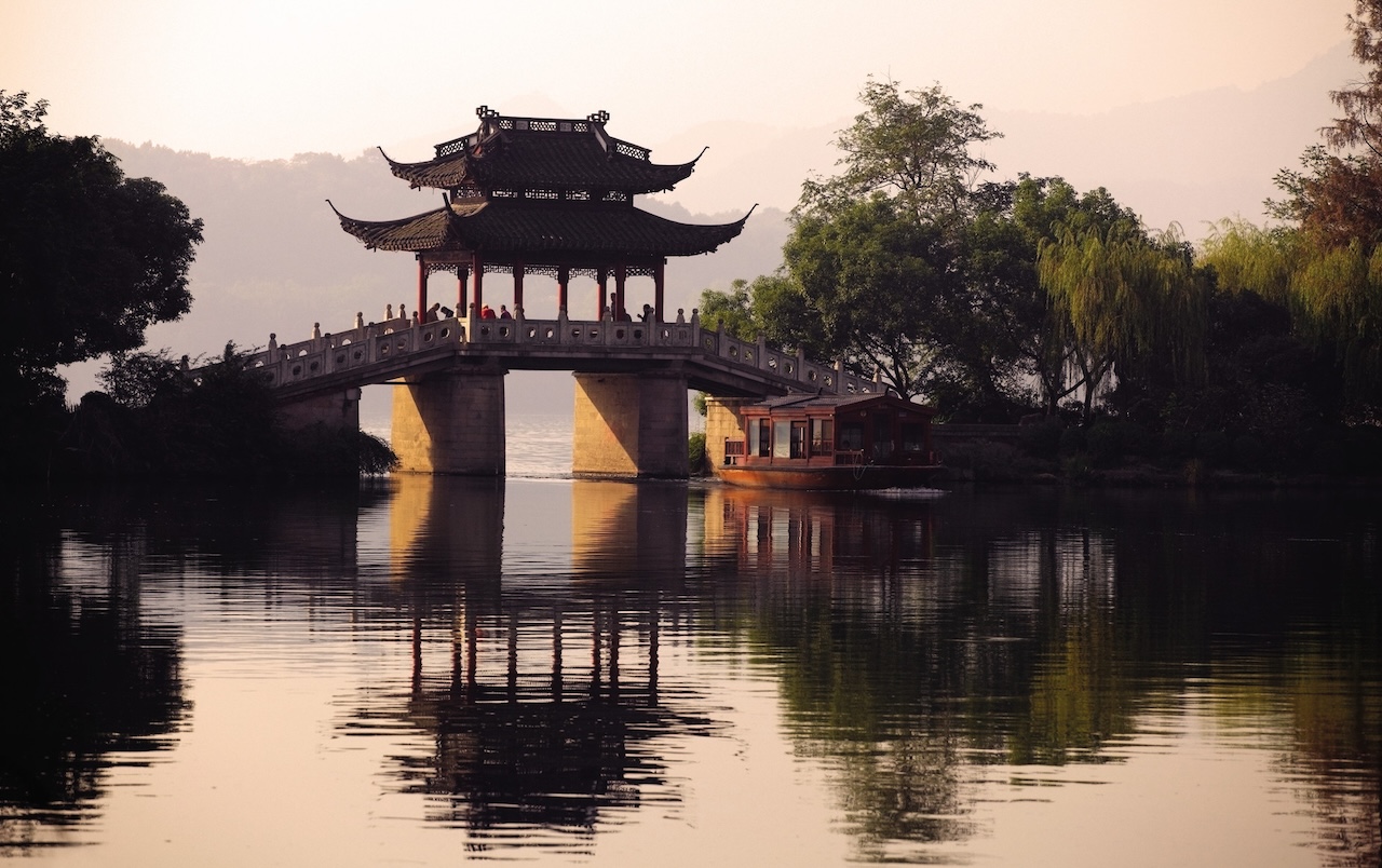 west lake hangzhou silverkris feature