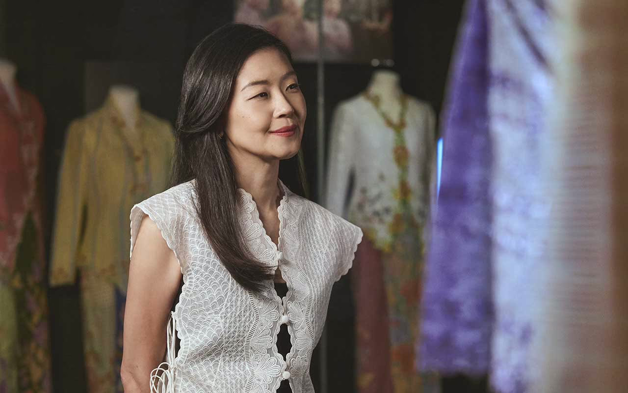 Conozca al curador del museo que preserva la historia de la moda de Singapur Conozca al curador del museo que preserva la historia de la moda de Singapur