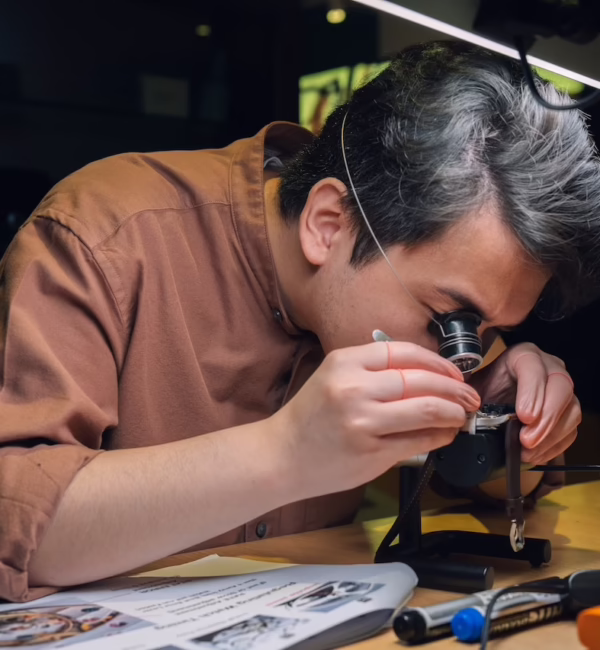 Watch-making experiences in Singapore at Red Army