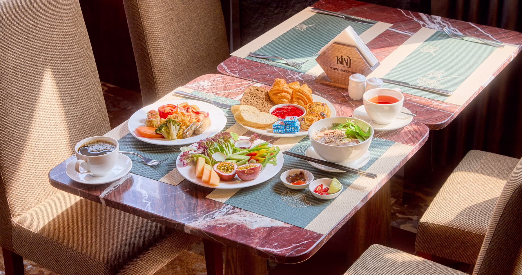 Kin Hotel Ly Tu Trong Edition breakfast