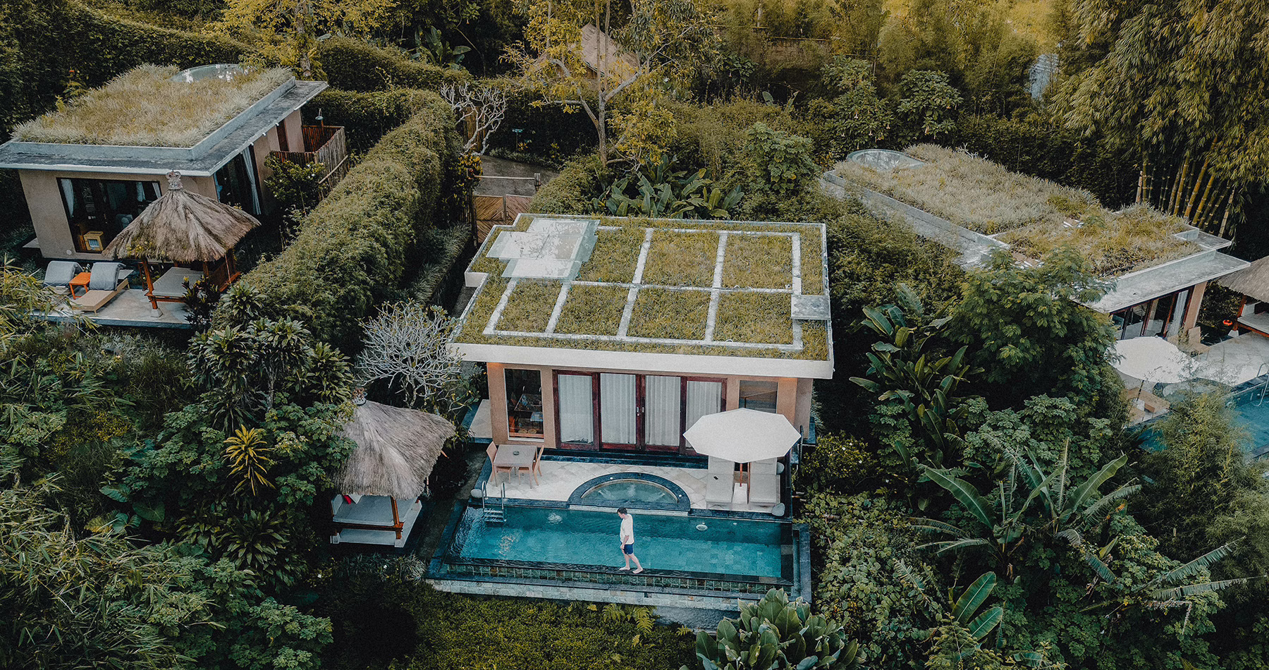 Private Pool Villa with Jacuzzi at Munduk Moding Plantation Nature Resort overlooking the North Bali highlands