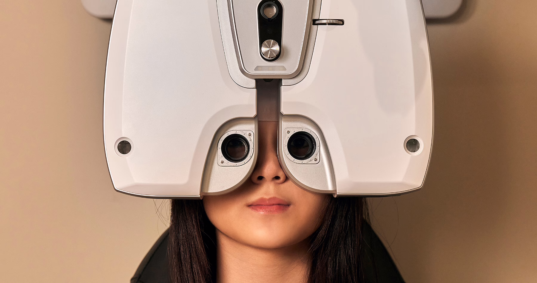 O+ Eyewear eye testing services
